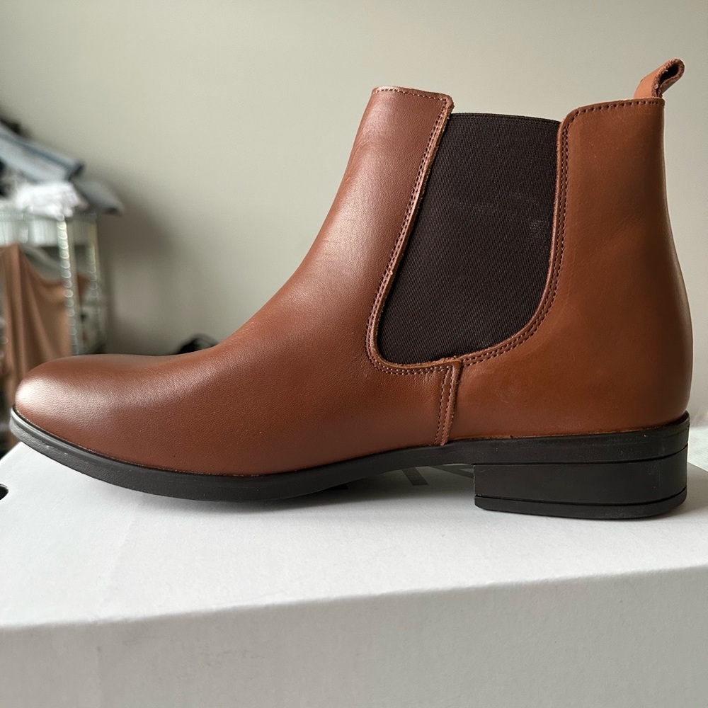 Ankle booties